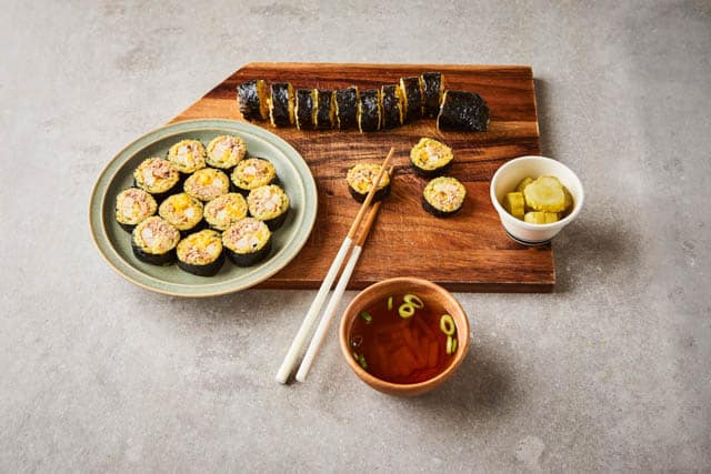 KIMBAP CÀ RI LẠ MIỆNG – BỮA TRƯA TIỆN LỢI & ĐẦY DINH DƯỠNG CÙNG RONG BIỂN OTOKI!